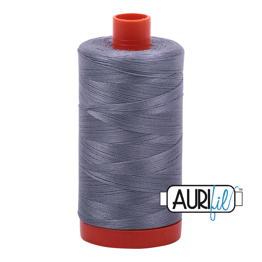 Aurifil tråd, bomuld, Stålgrå: 6734 – 50WT, 1300 m