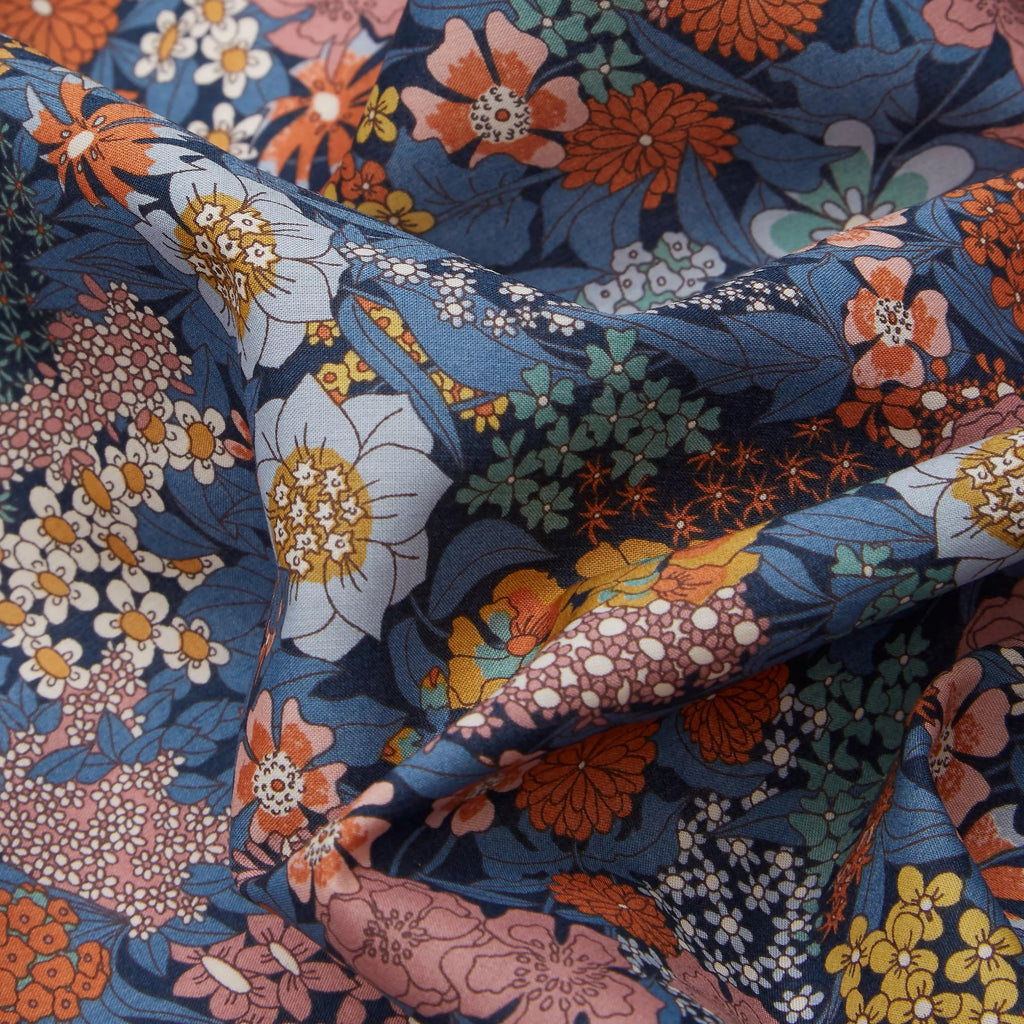 Ciara, blå/orange (Tana Lawn®)