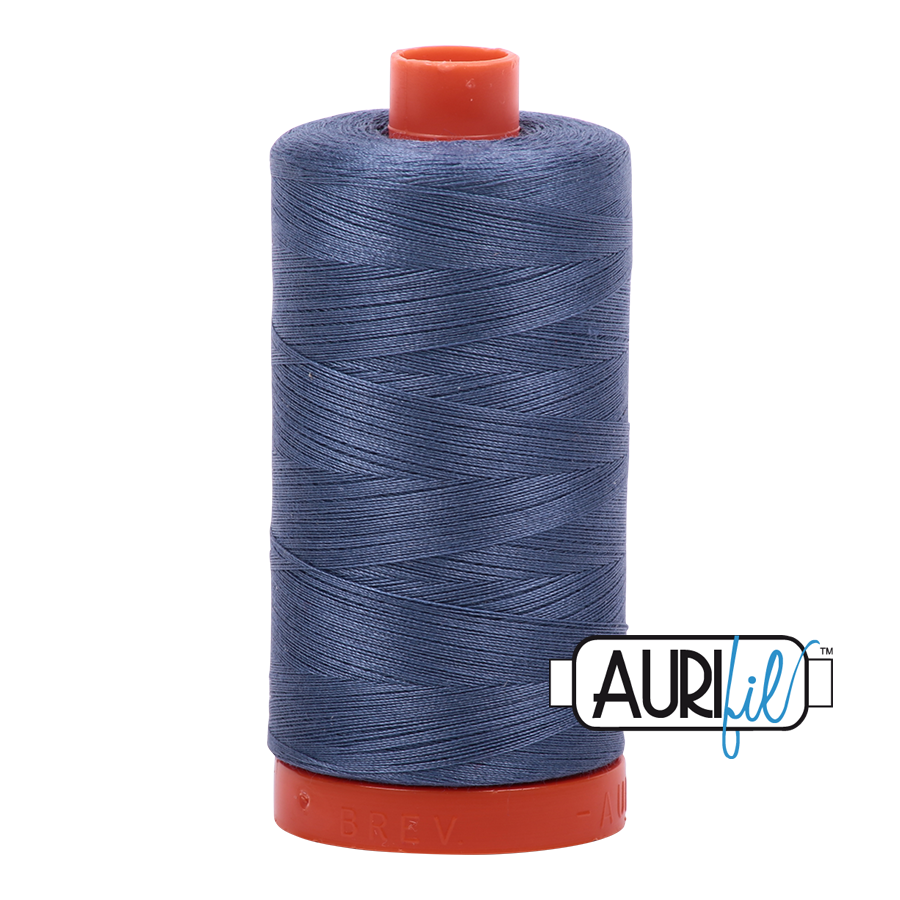 Aurifil tråd, bomuld, mørk gråblå: 1248 – 50WT, 1300 m