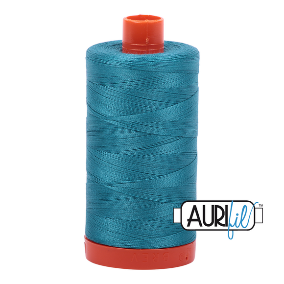 Aurifil tråd, bomuld, mørk turkis: 4182 – 50WT, 1300 m