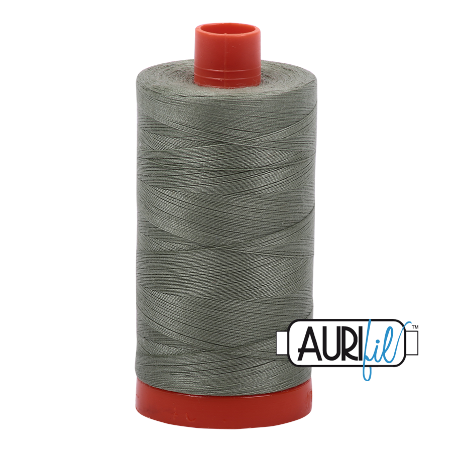 Aurifil tråd, bomuld, militærgrøn, farve: 5019, 50WT, 1300 m