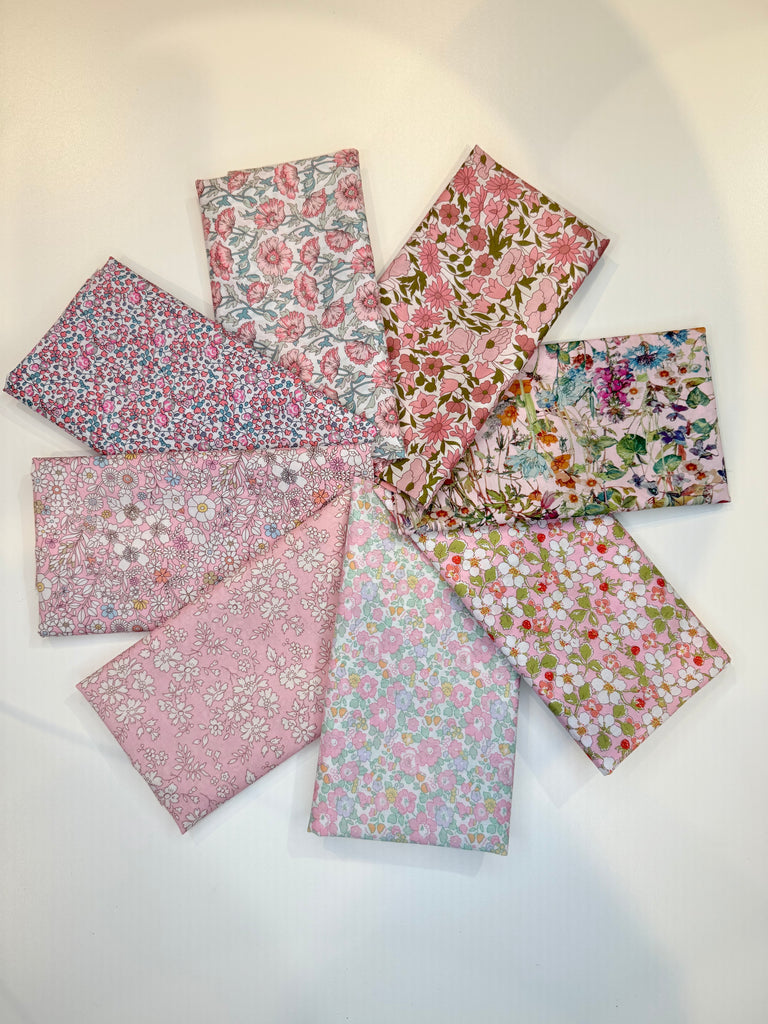 Pakke F, 8 forskellige Liberty Tana Lawn® stoffer (25 x 68 cm)