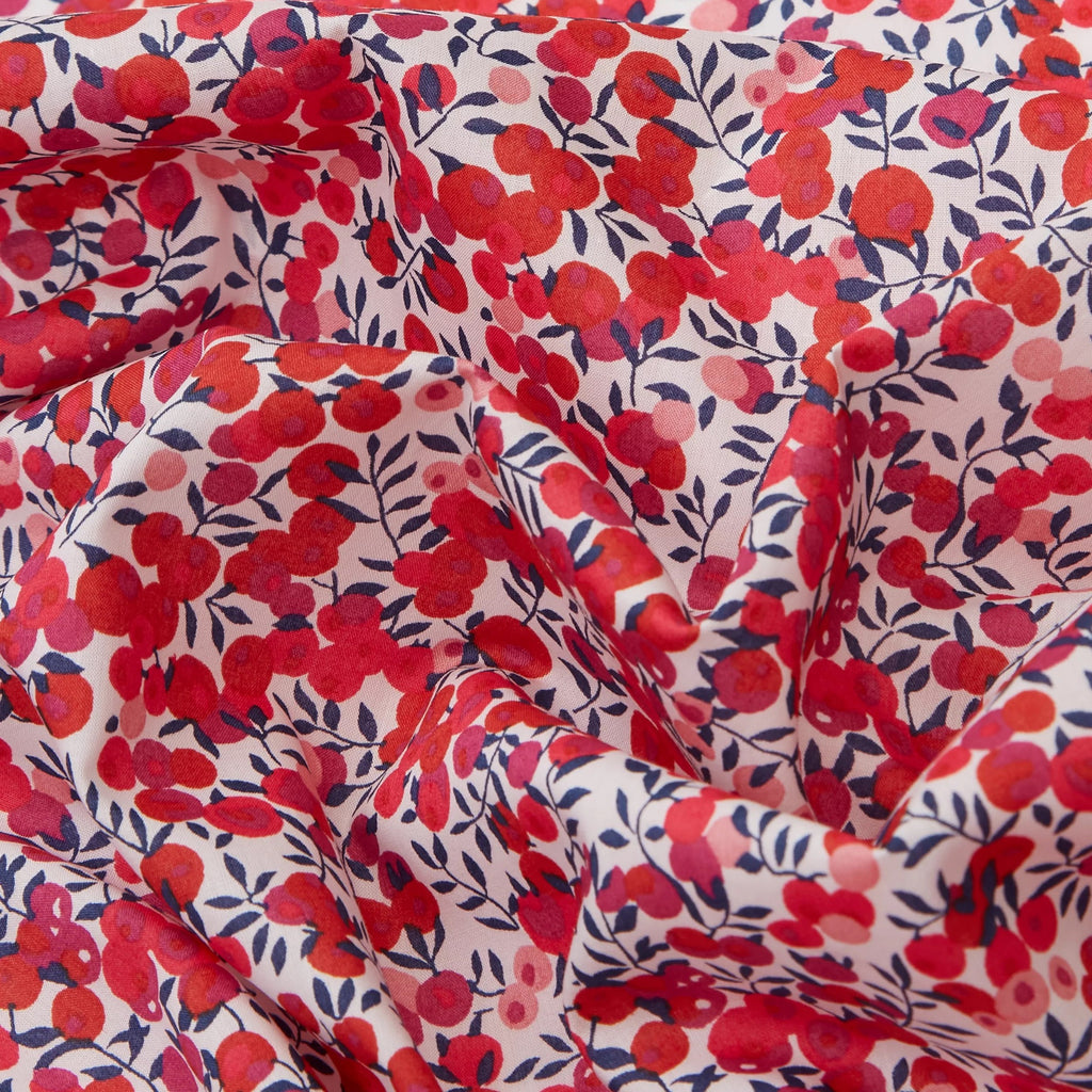 Libertystof Wiltshire rød tana lawn liberty stof CPHquilt